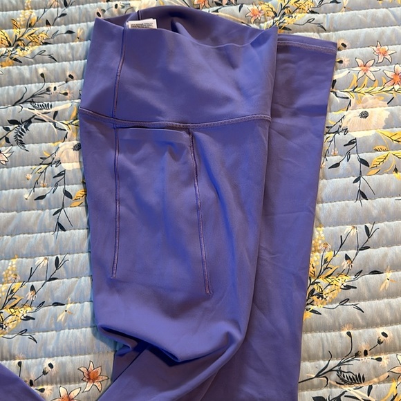 Athleta Salutation Stash Pocket II 7/8 Tight Tempest Violet Purple - Picture 7 of 9